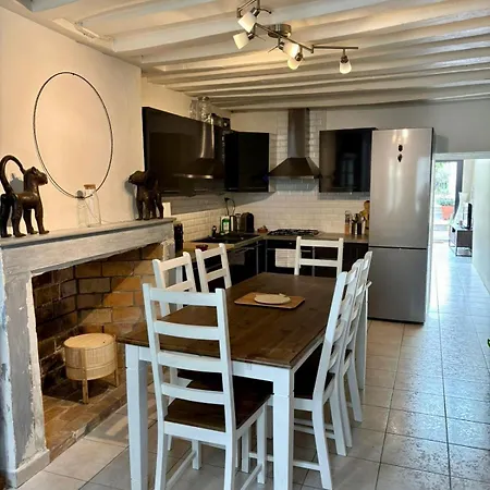 Vakantiehuis Maison Cosy Pour 2 A Crepy, Veranda Et Jardin